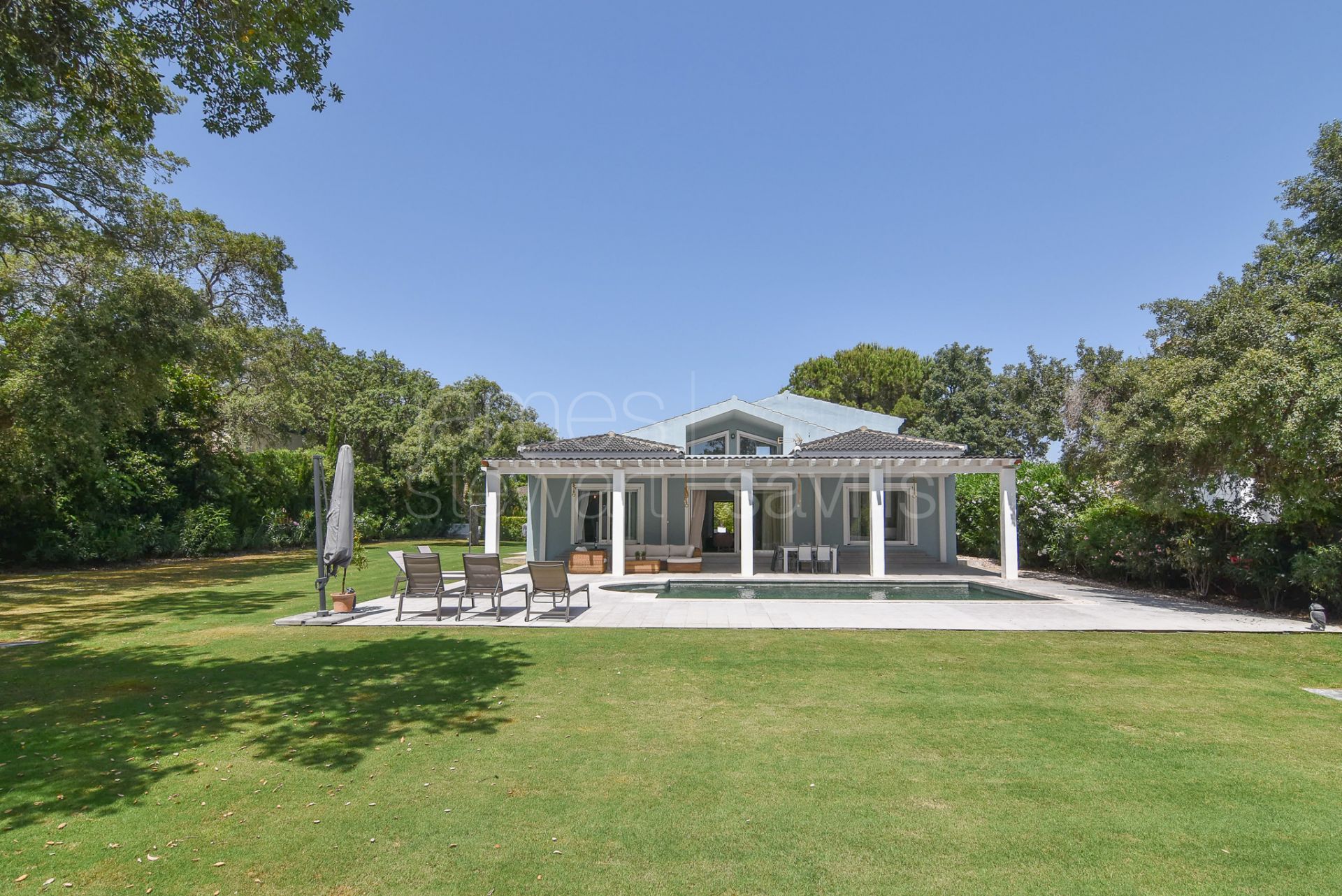Wonderful contemporary family home in Central Sotogrande