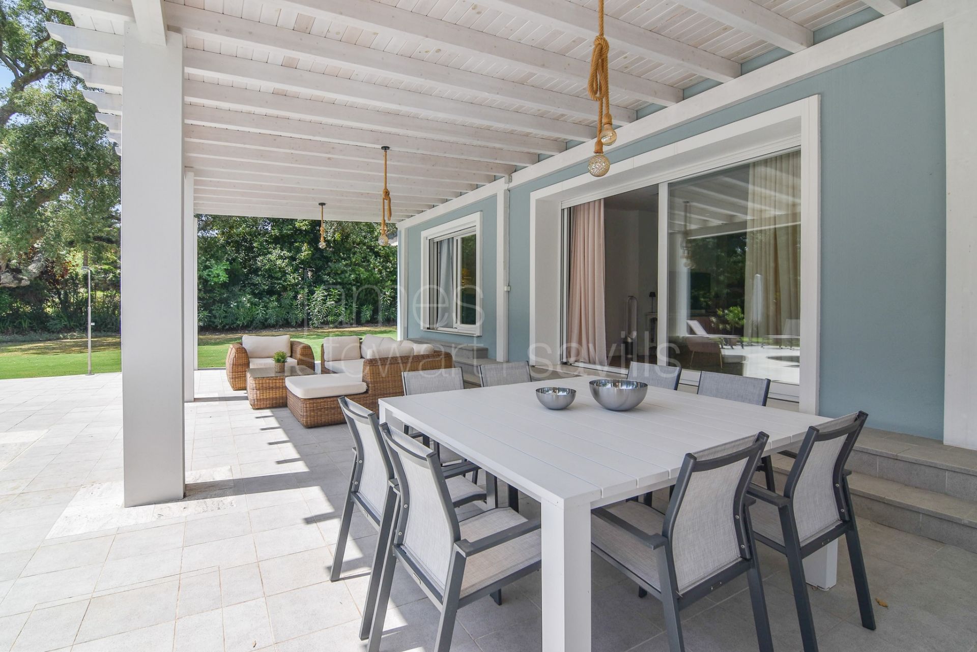 Wonderful contemporary family home in Central Sotogrande