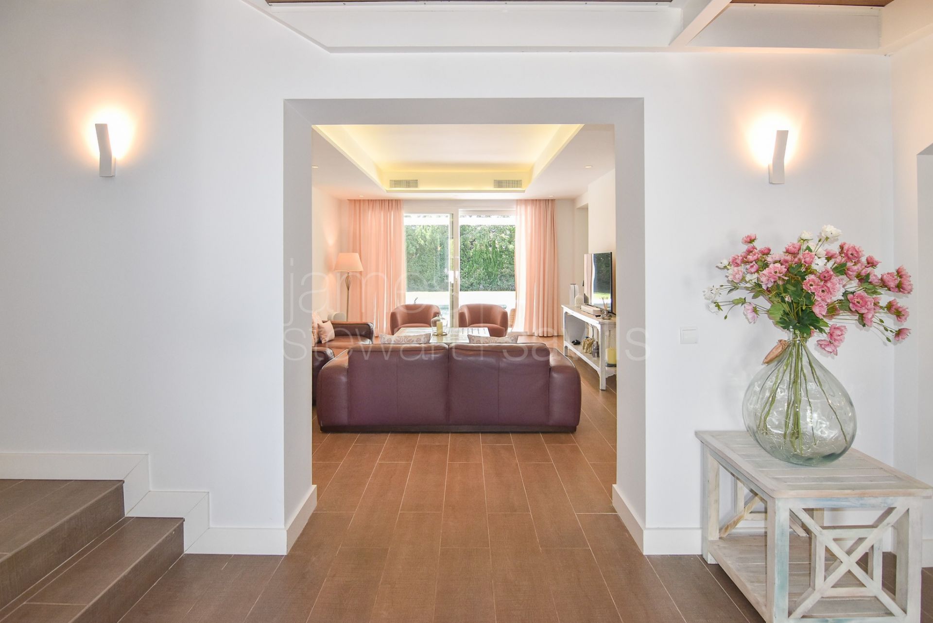 Wonderful contemporary family home in Central Sotogrande