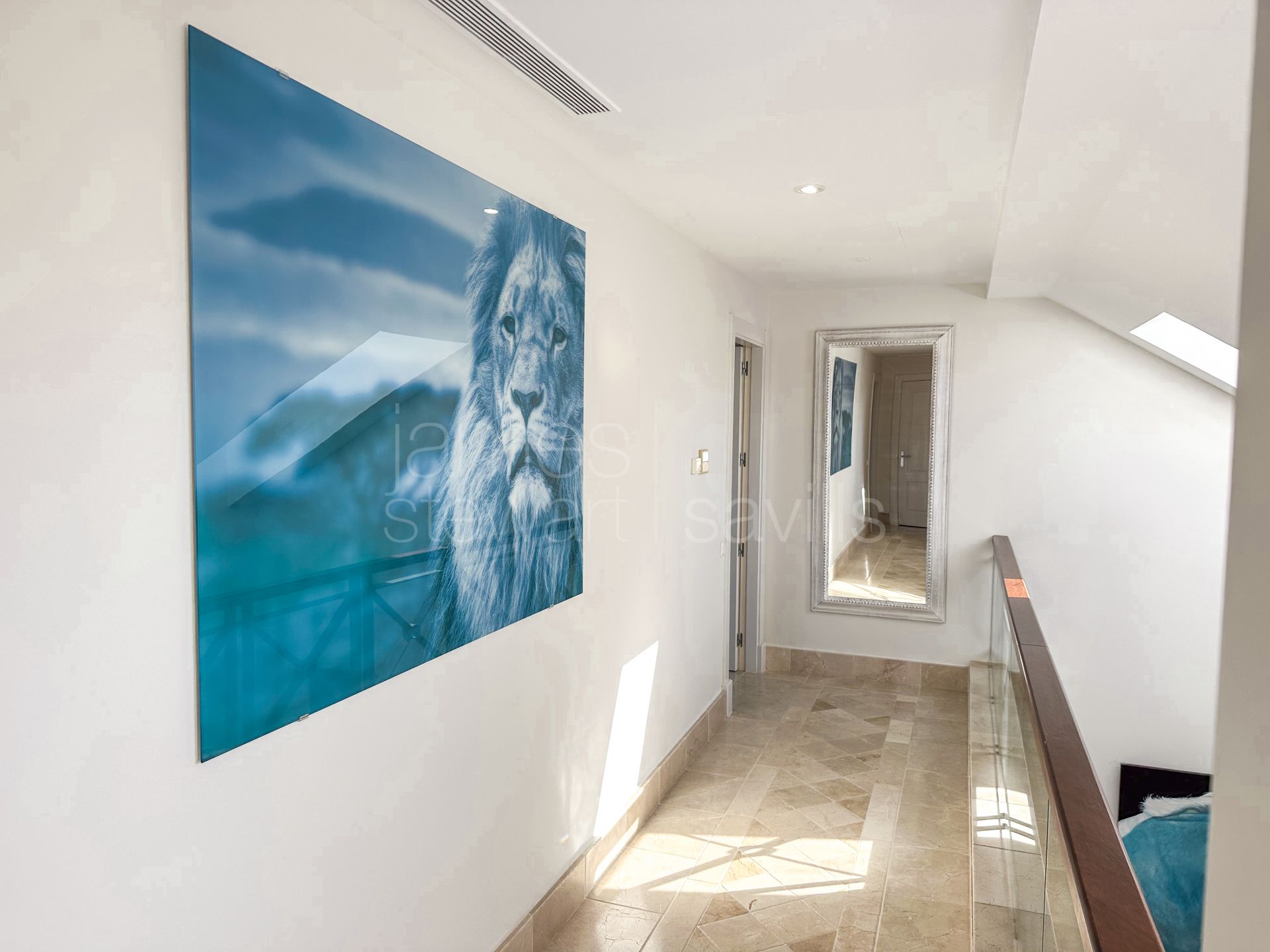 Ático Dúplex en Valgrande, Sotogrande – Privacidad, Luz Natural y Excelentes Zonas Comunes