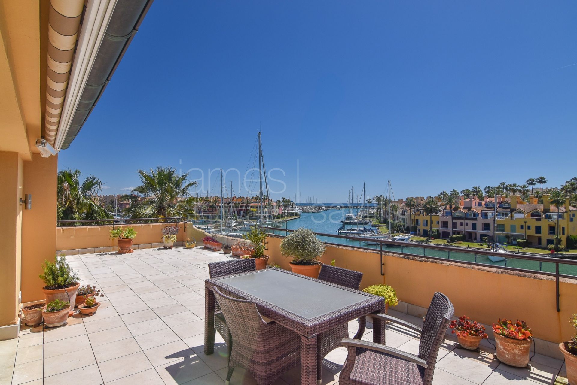 Corner Duplex Penthouse probably the best Marina views in Sotogrande