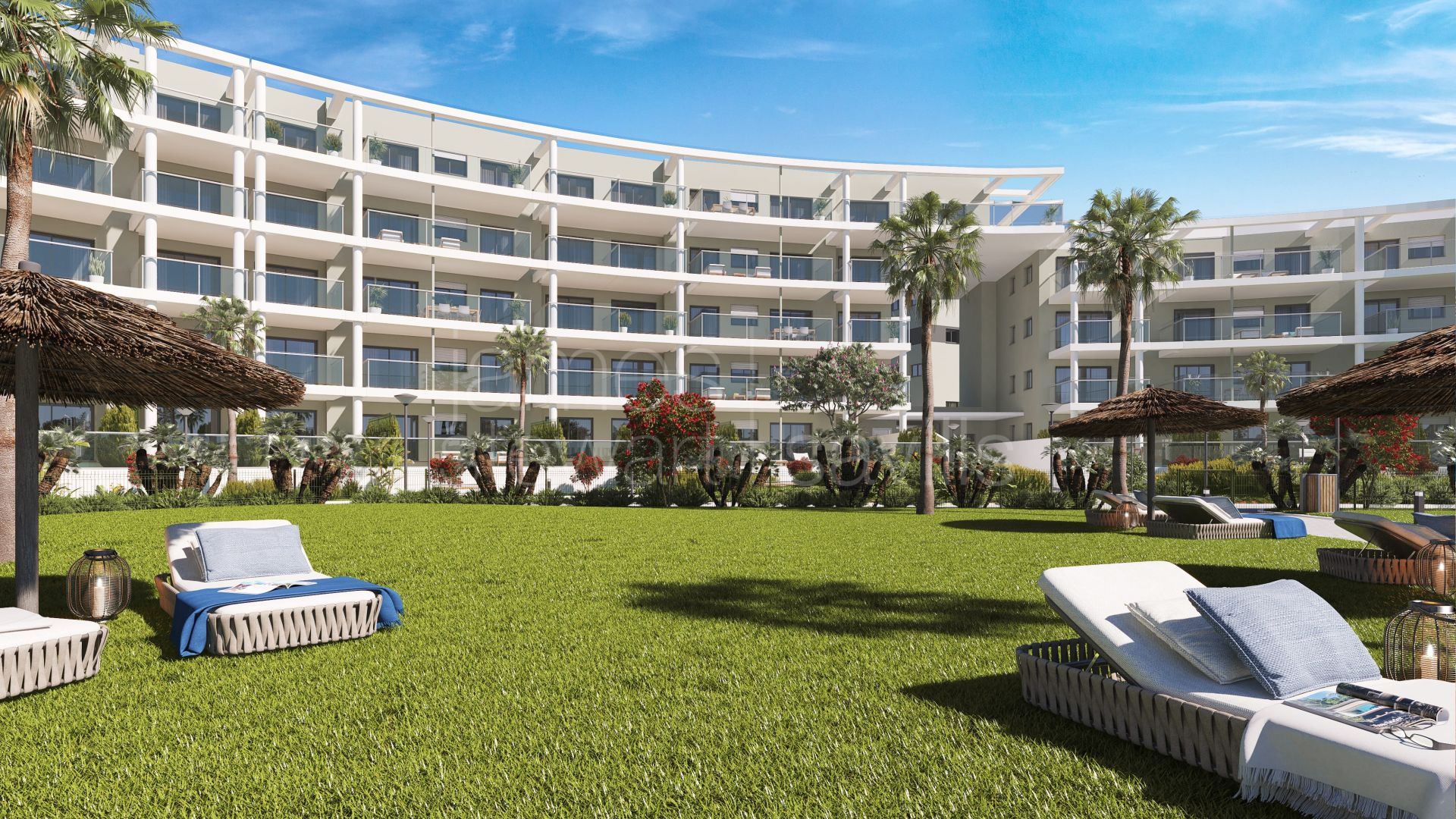 Ático con Vistas al Mar en Venta en Manilva – 3 Dormitorios, Terraza Grande y Cerca de la Playa