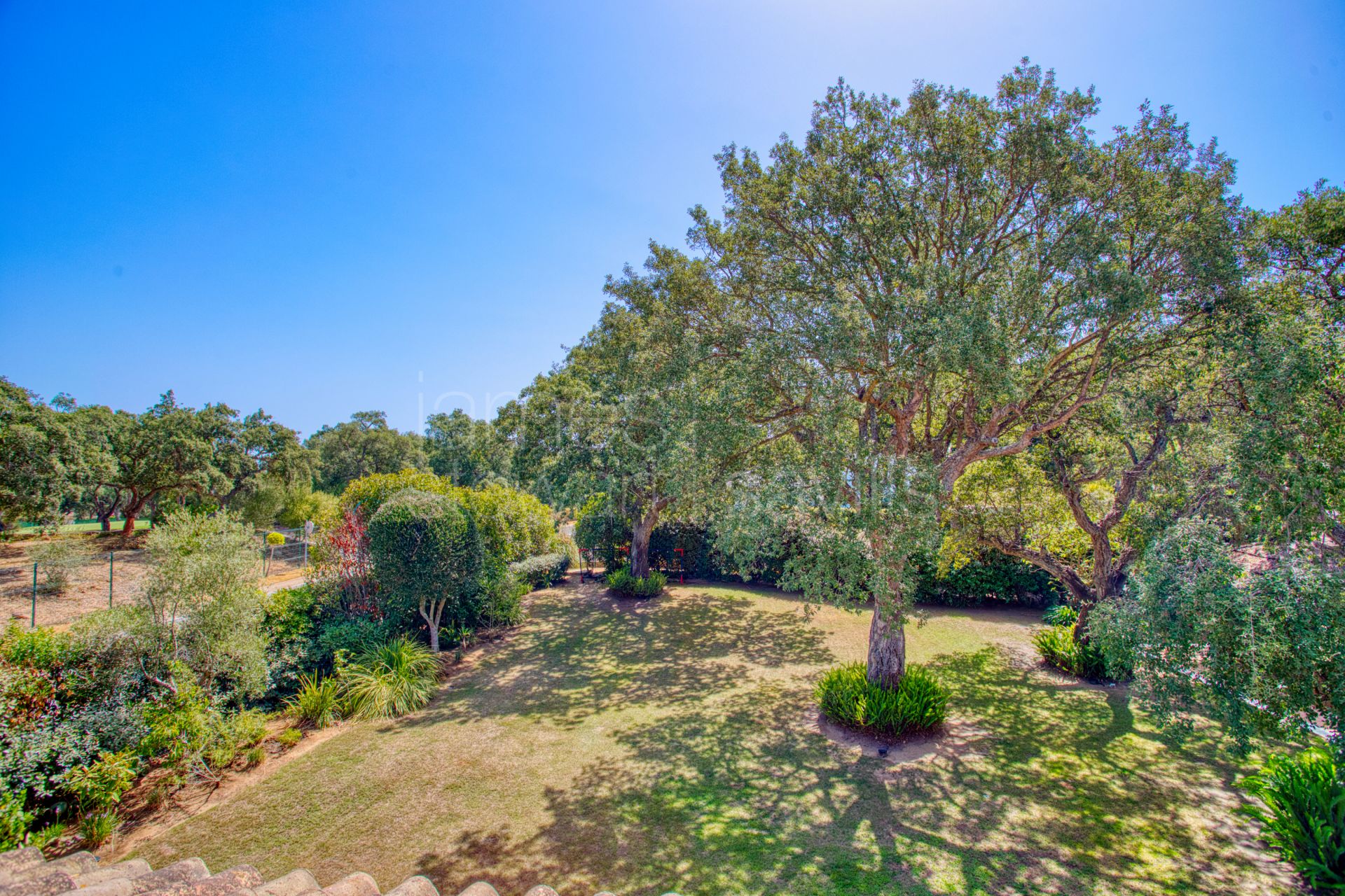 Villa en Primera Línea de Golf en San Roque Club