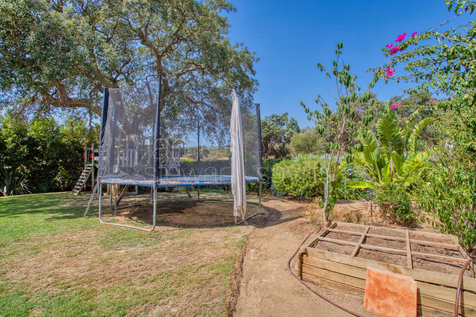 Villa en Primera Línea de Golf en San Roque Club