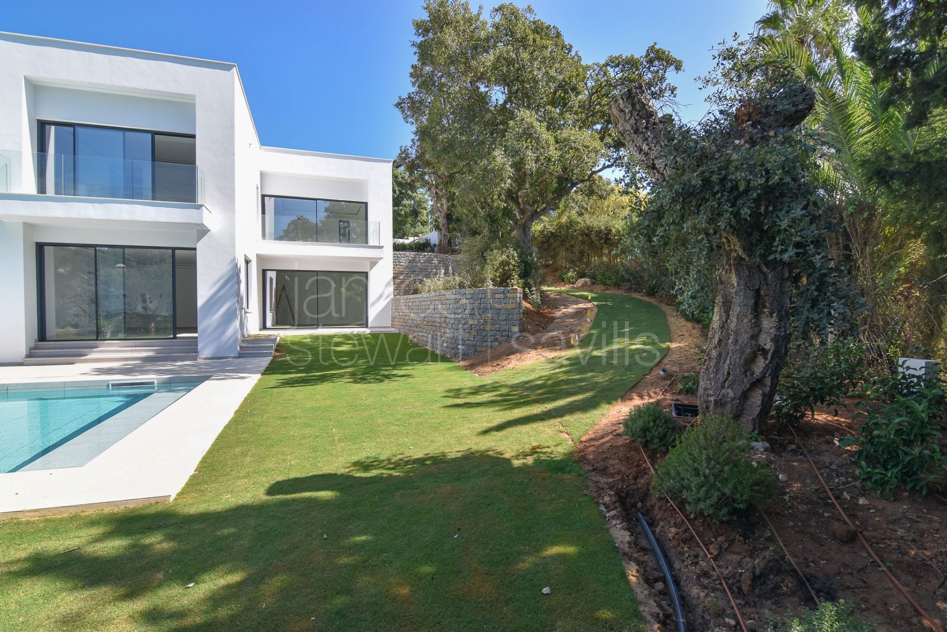 Brand new modern style villa in the Central area of Sotogrande - completion Autumn 2025