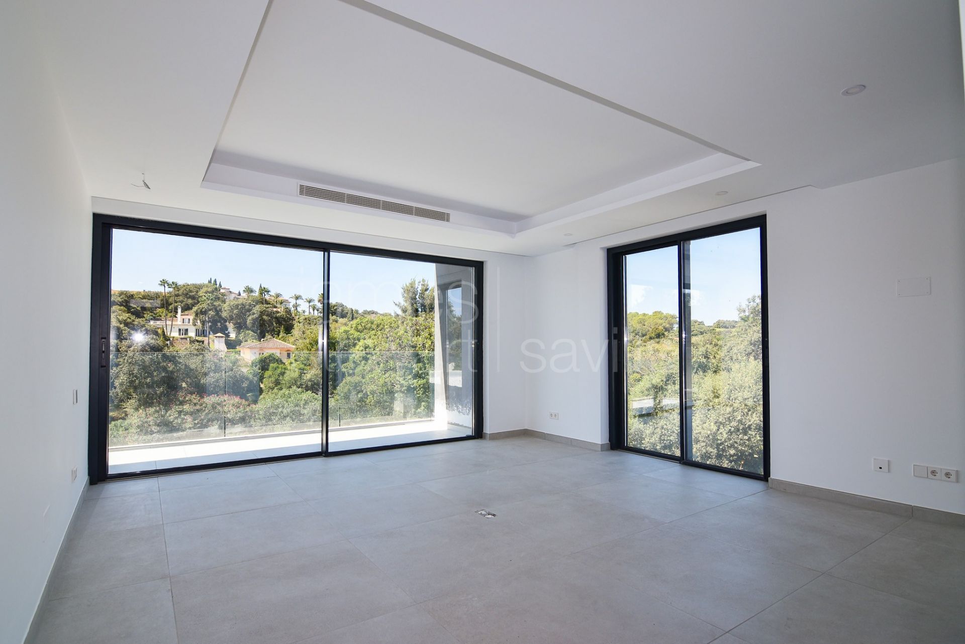 Brand new modern style villa in the Central area of Sotogrande - completion Autumn 2025