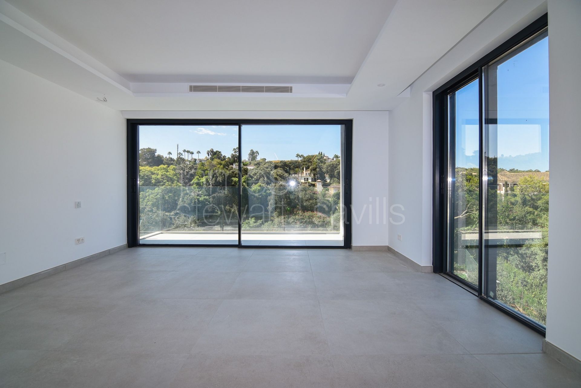 Brand new modern style villa in the Central area of Sotogrande - completion Autumn 2025