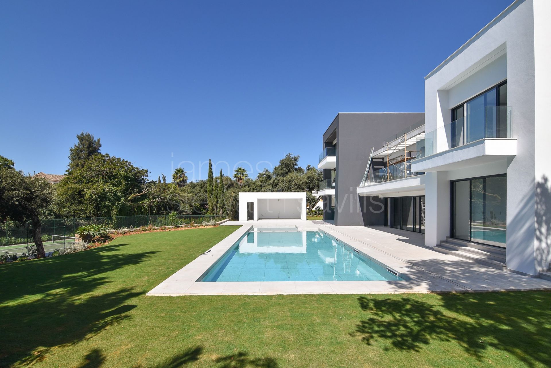 Brand new modern style villa in the Central area of Sotogrande - completion Autumn 2025