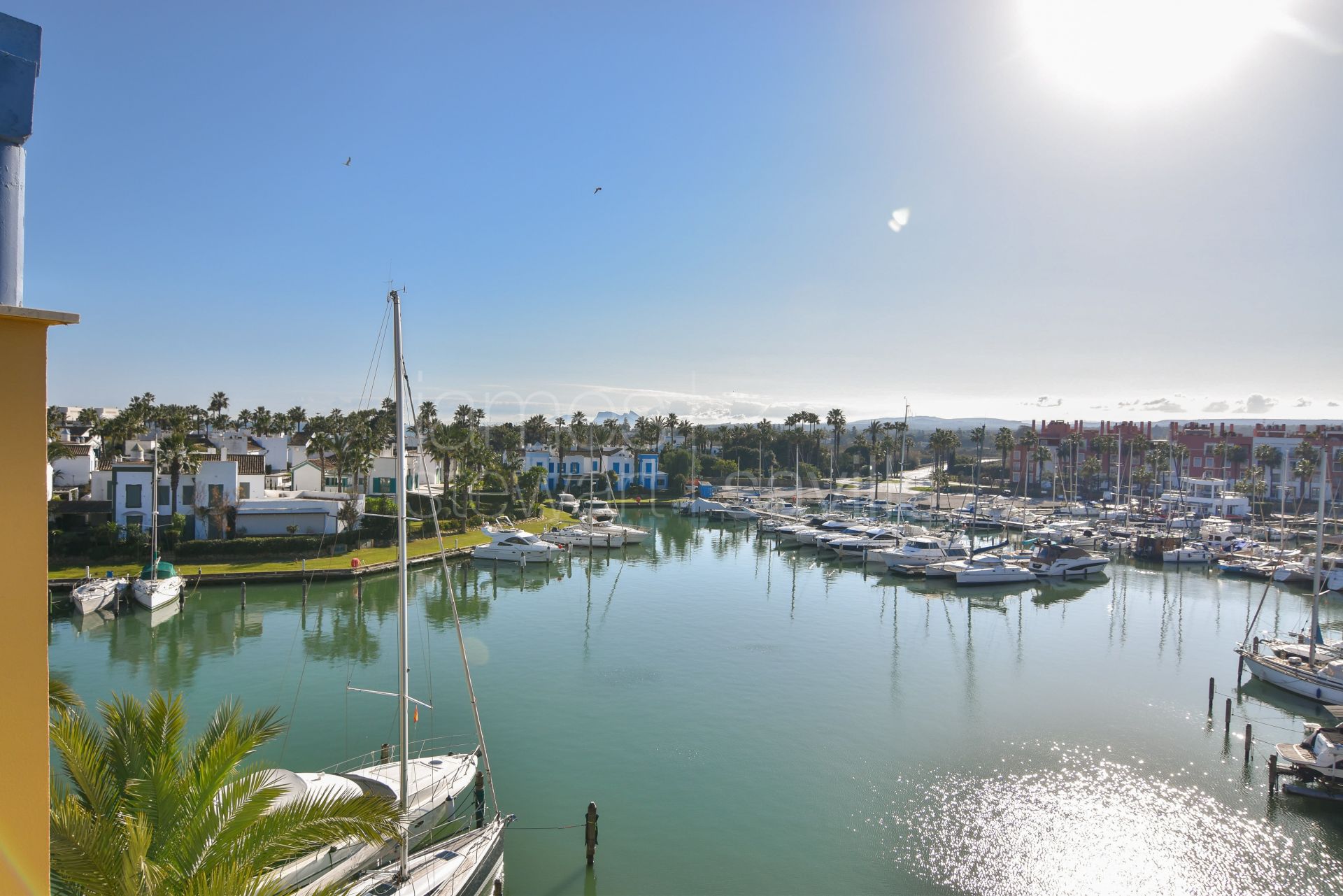 Penthouse with Stunning Views of the Marina and Gibraltar in Sotogrande Marina