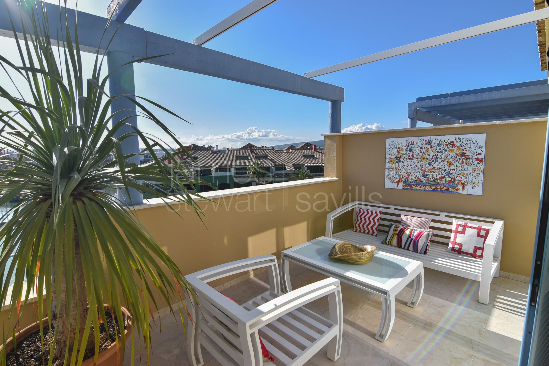 Penthouse with Stunning Views of the Marina and Gibraltar in Sotogrande Marina