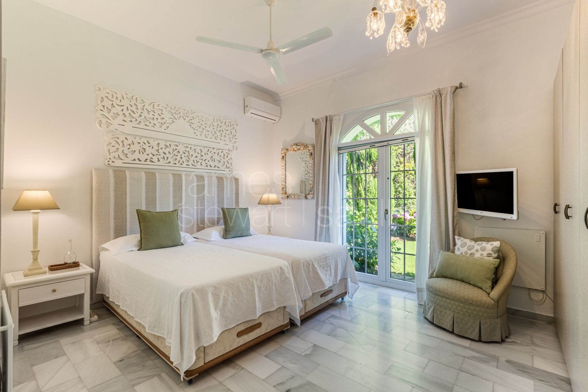 Preciosa Villa al clásico estilo cortijo con mucho encanto