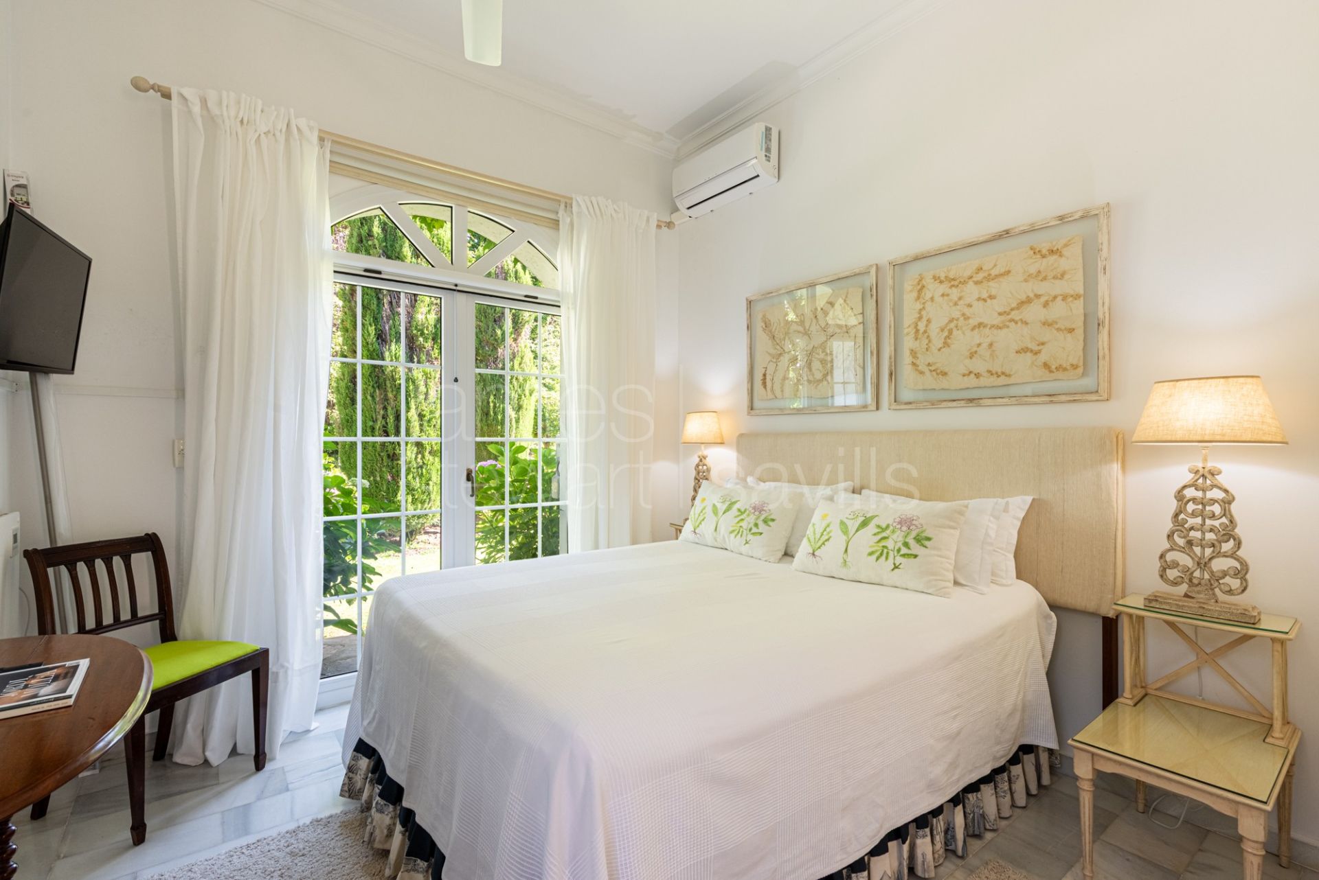 Preciosa Villa al clásico estilo cortijo con mucho encanto