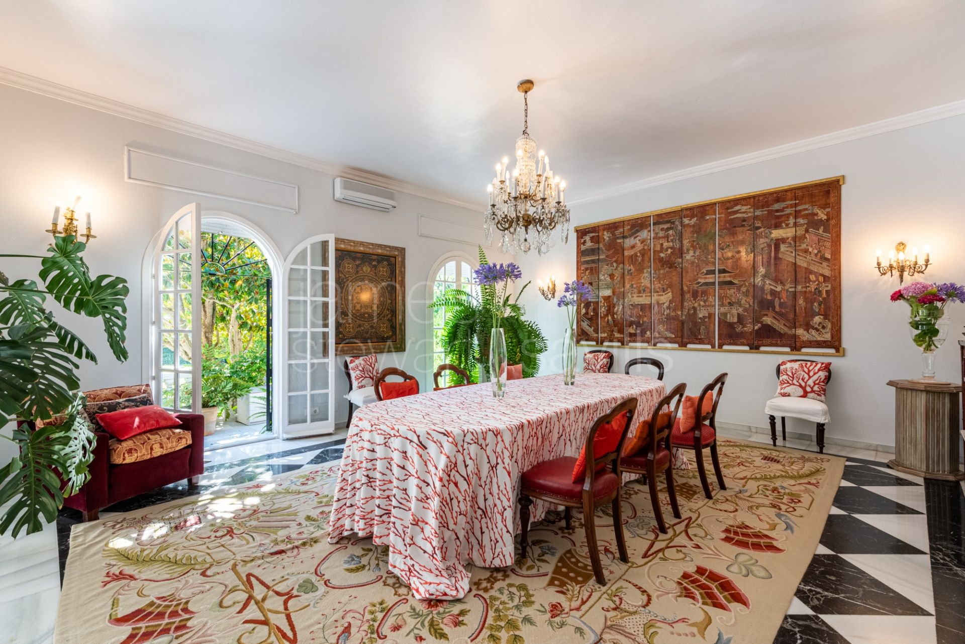 Preciosa Villa al clásico estilo cortijo con mucho encanto
