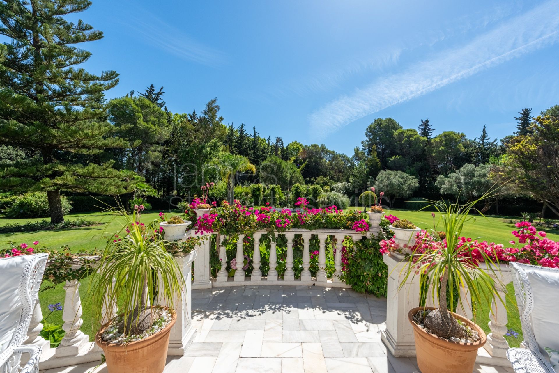 Preciosa Villa al clásico estilo cortijo con mucho encanto