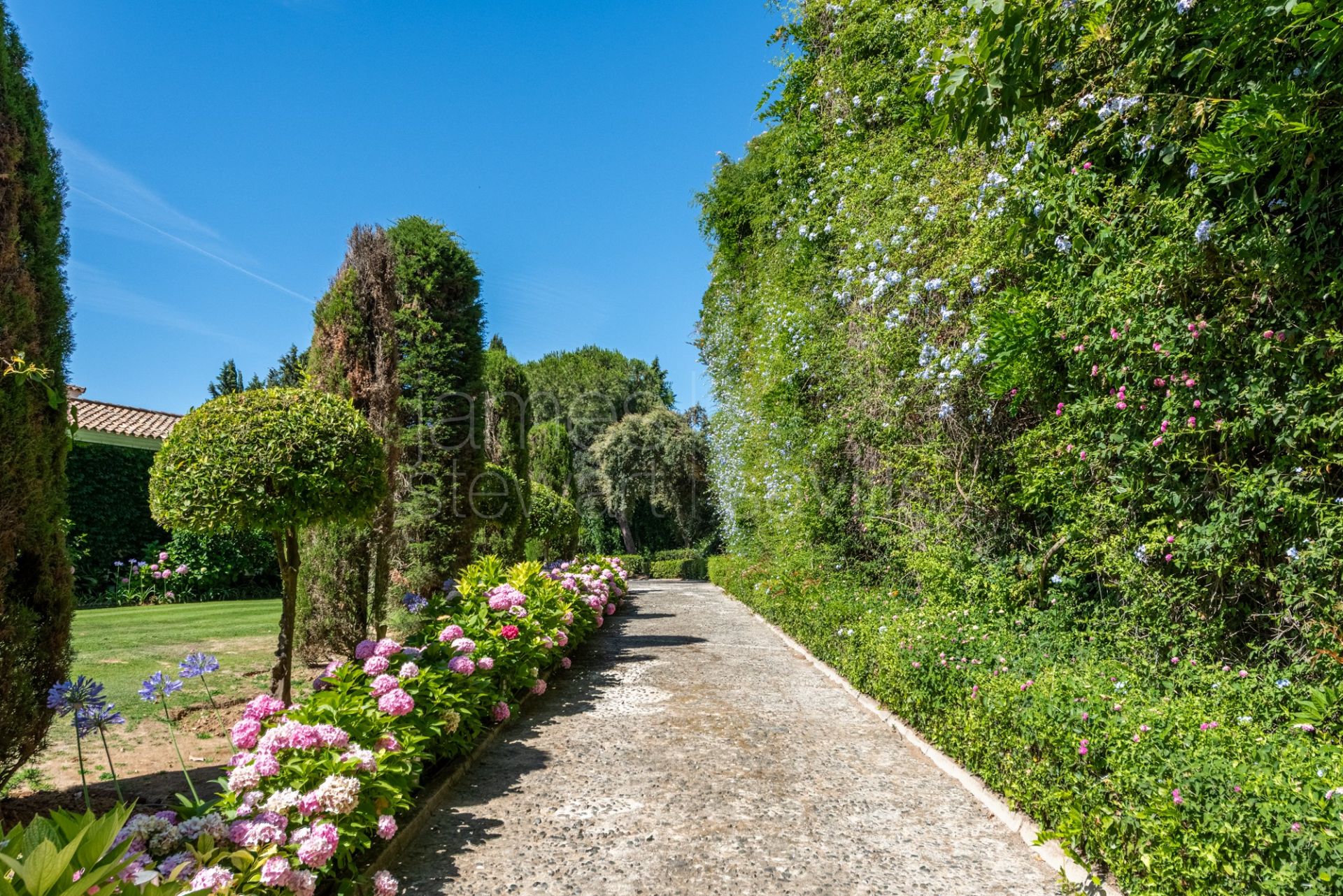 Preciosa Villa al clásico estilo cortijo con mucho encanto