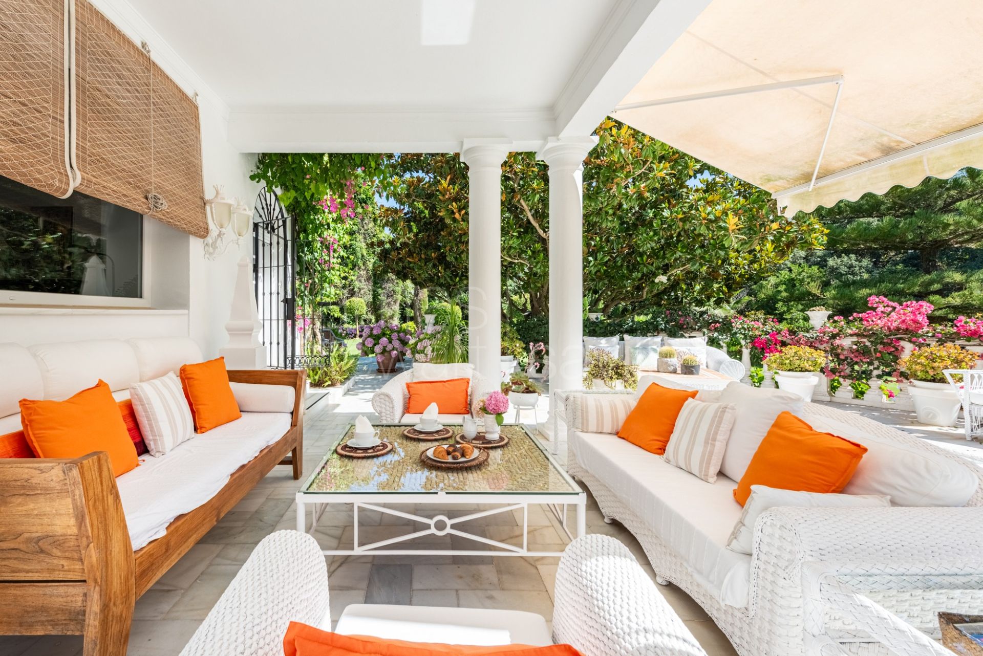 Preciosa Villa al clásico estilo cortijo con mucho encanto
