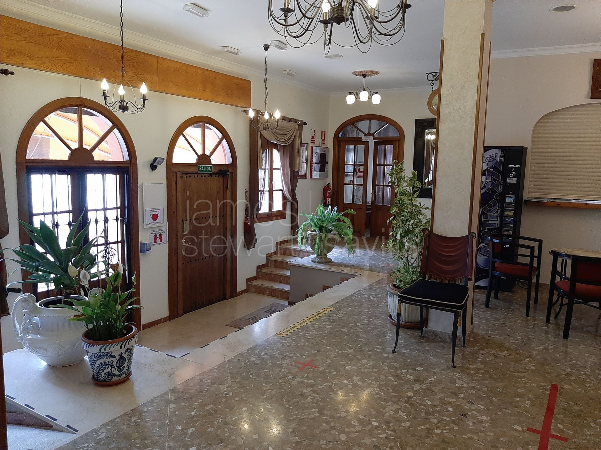 22 bedroom hostal in the heart of the commercial centre of Sotogrande