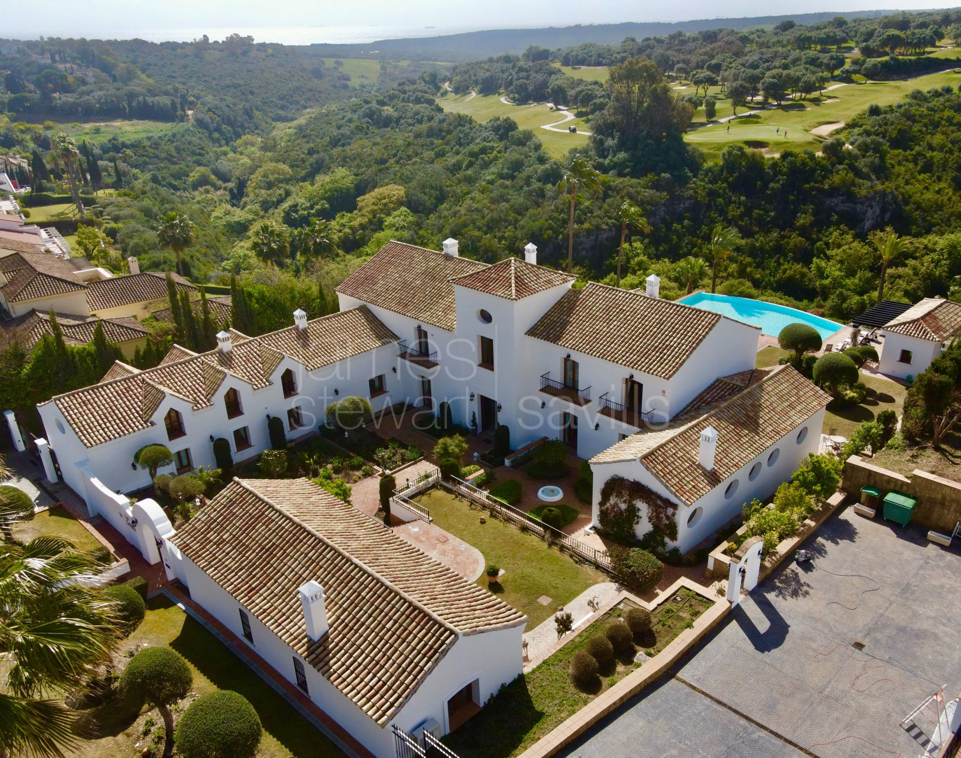 A truly exceptional villa with stunning Sea and golf views with adjoining plot available