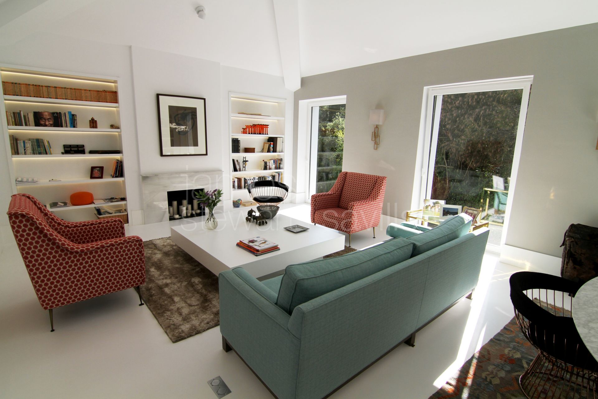Luxury and tranquility in a secure gated location within Sotogrande