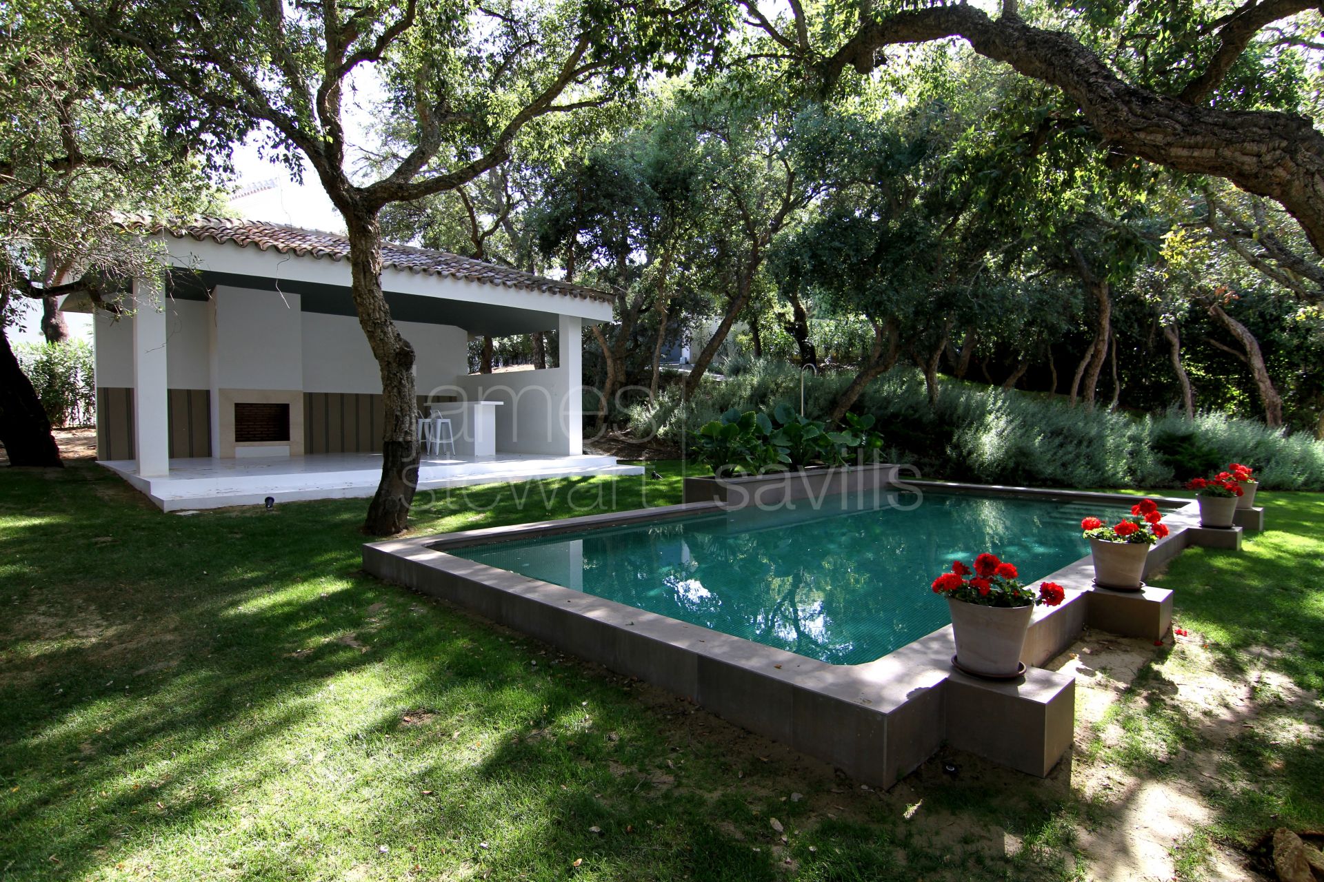 Luxury and tranquility in a secure gated location within Sotogrande