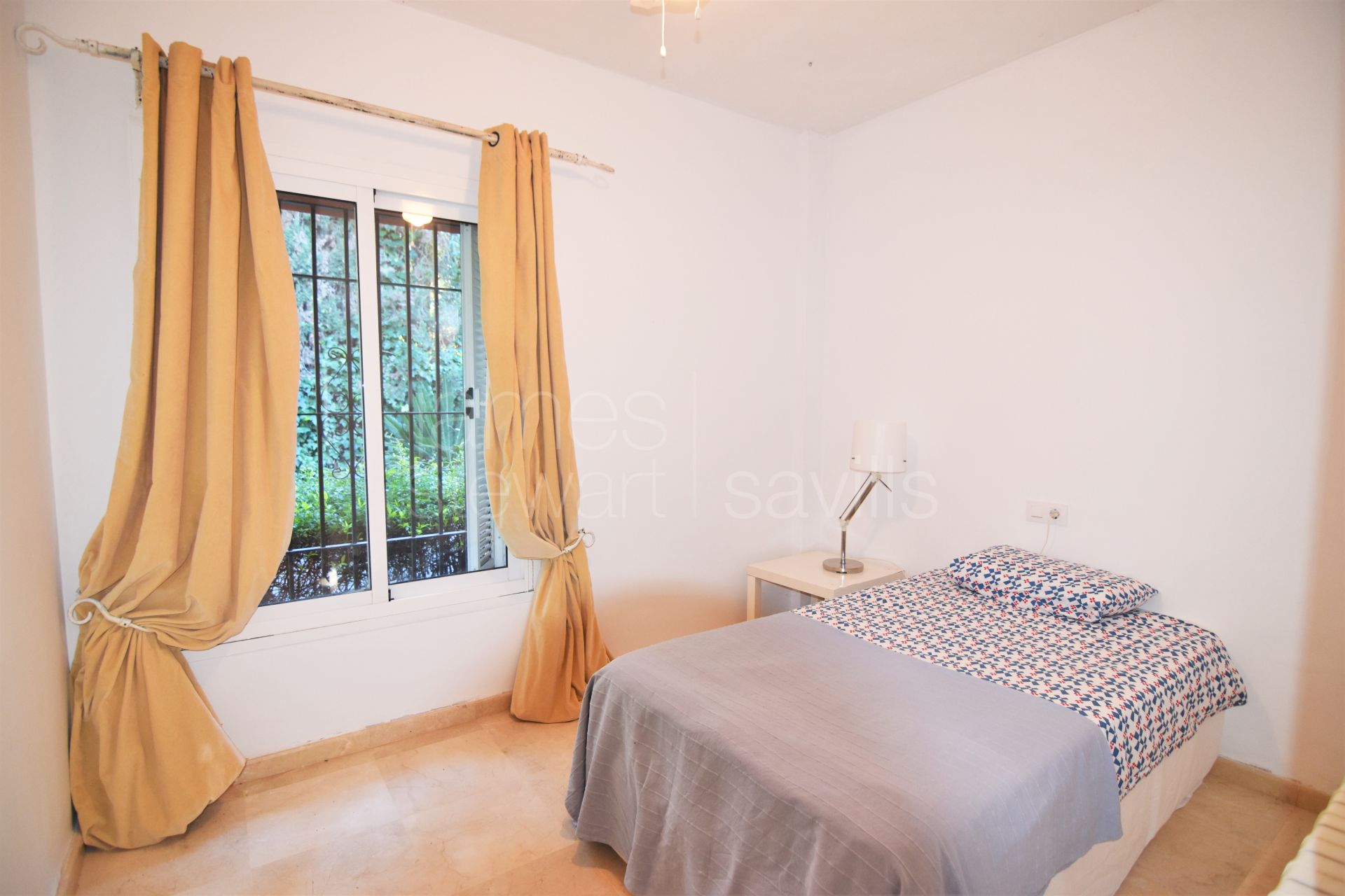 Single storey villa with guest house discreetly located in the Kings & Queens of Sotogrande Costa