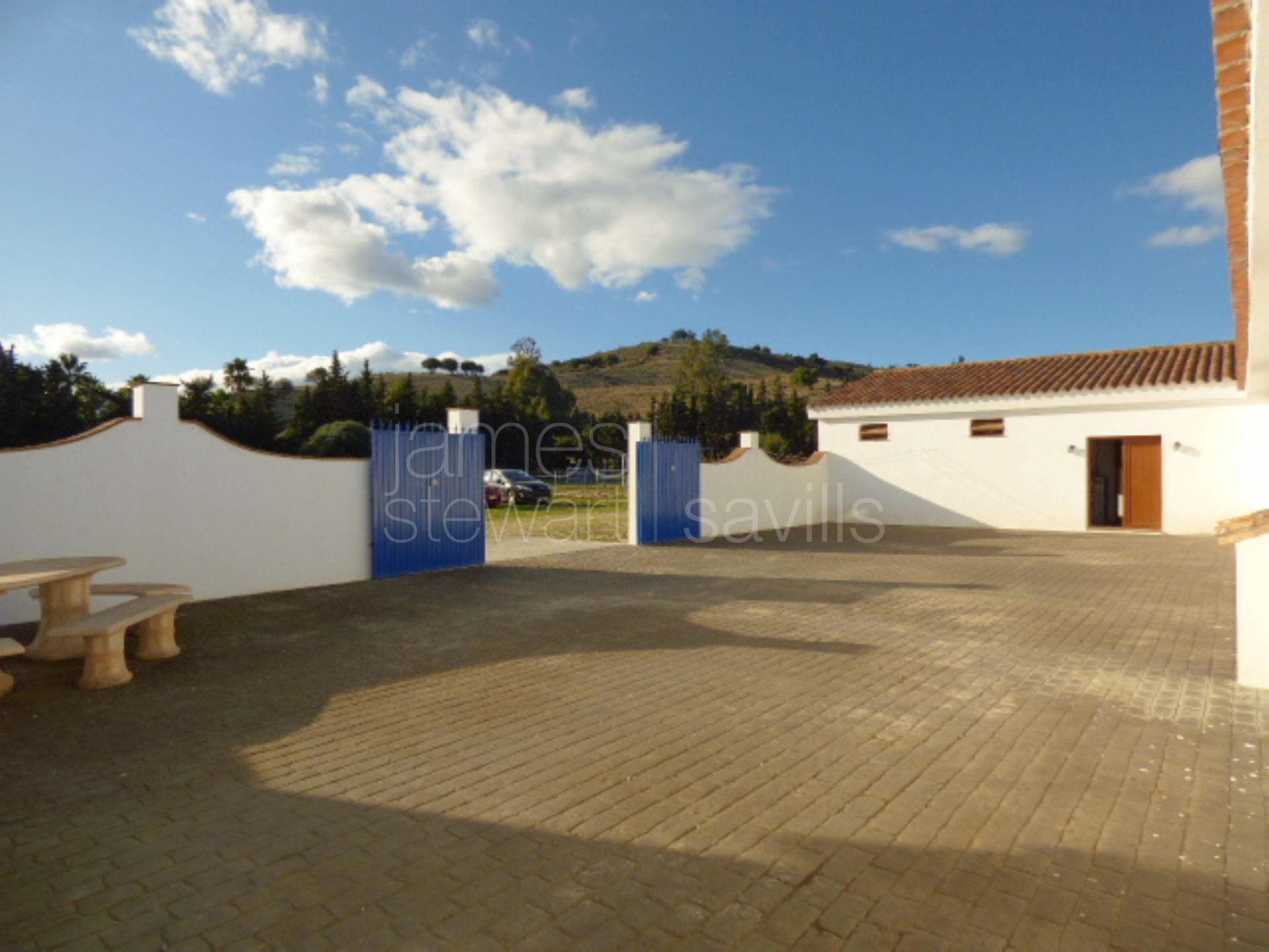 Newly constructed equestrian finca close to Sotogrande with OCA licence