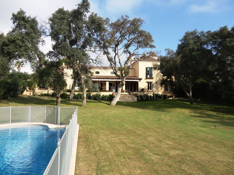 Villa for sale in Sotogrande Costa
