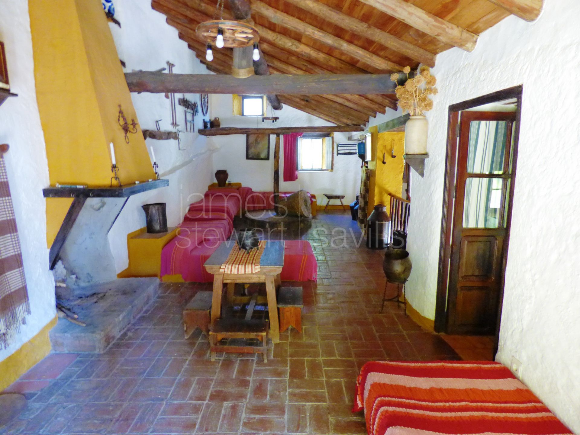 Idyllic Andalucian country retreat en the edge of the village of Algatocin near Gaucin