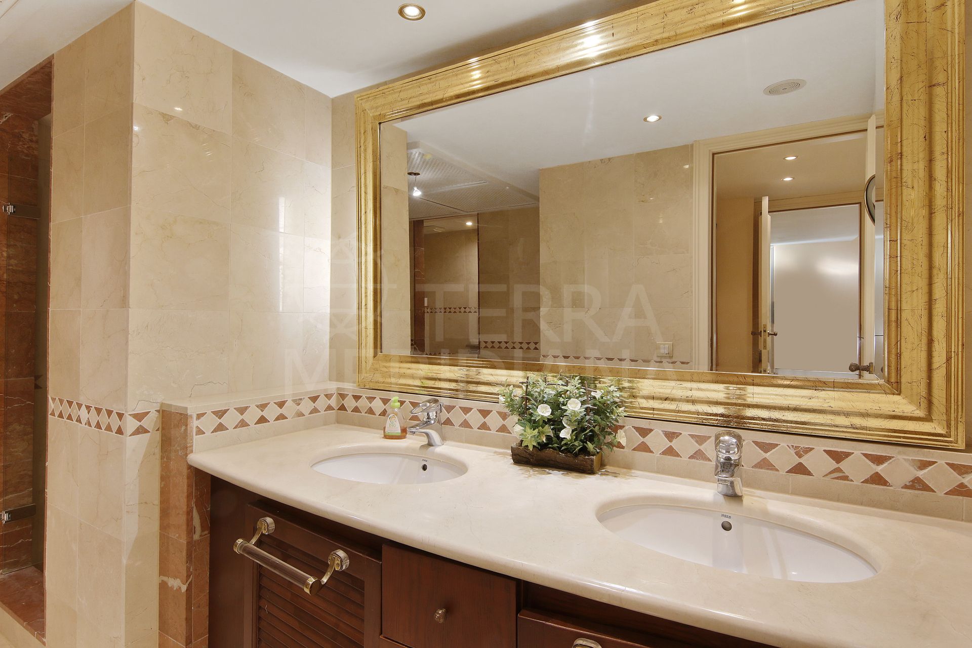 Ground Floor Apartment in Kempinski, Estepona