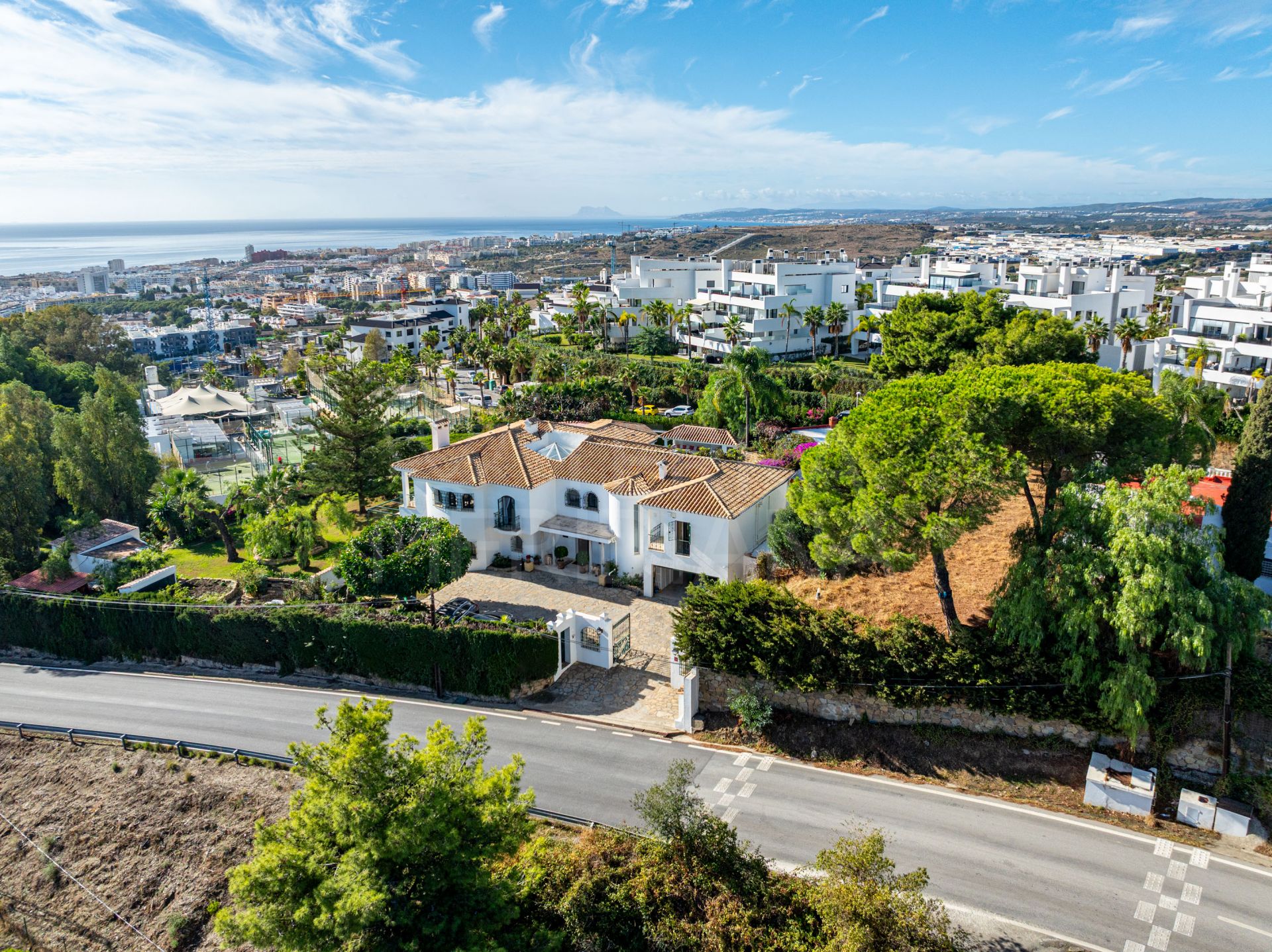 Country House in Los Reales - Sierra Estepona, Estepona