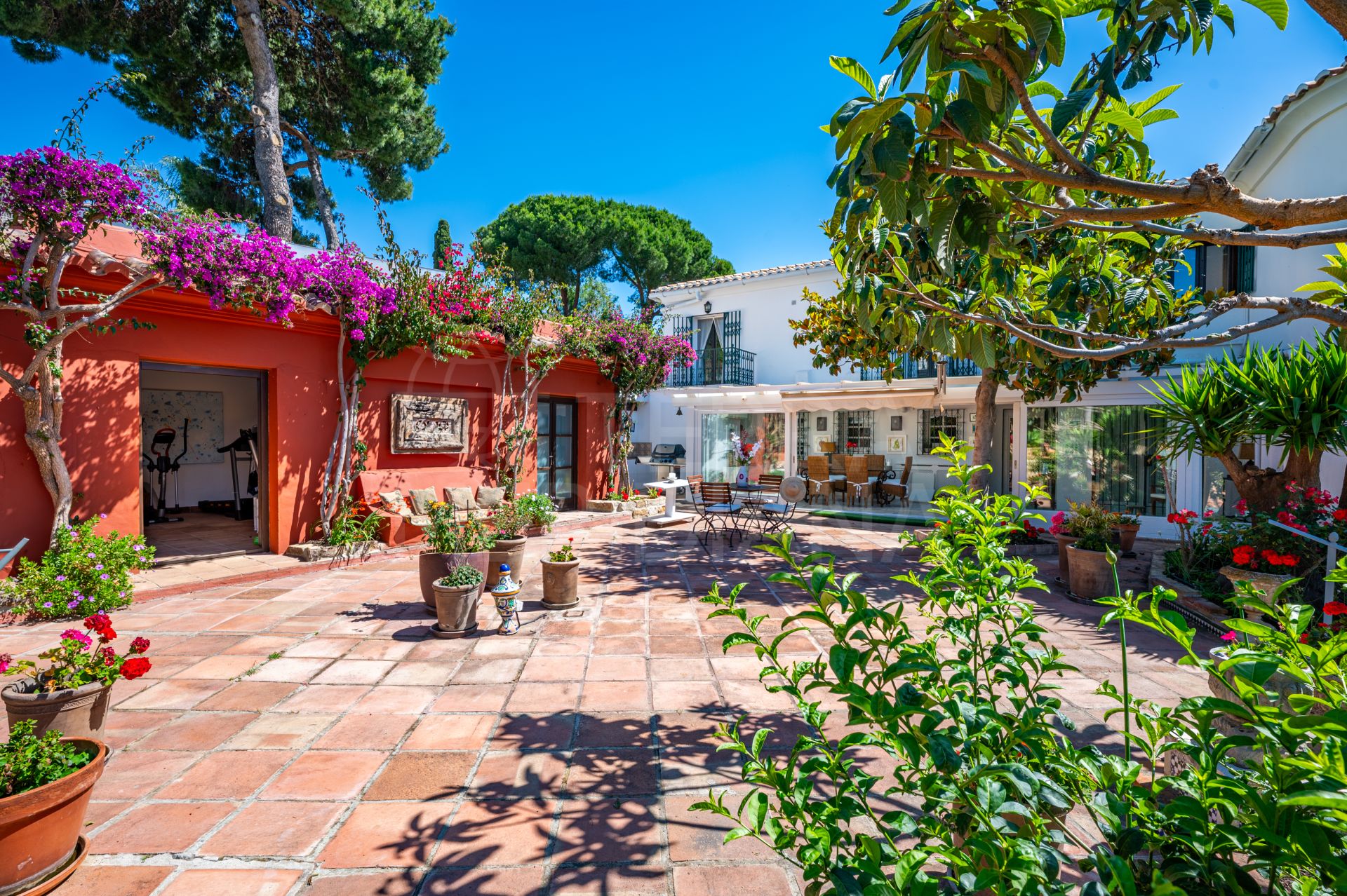 Villa in Los Reales - Sierra Estepona, Estepona