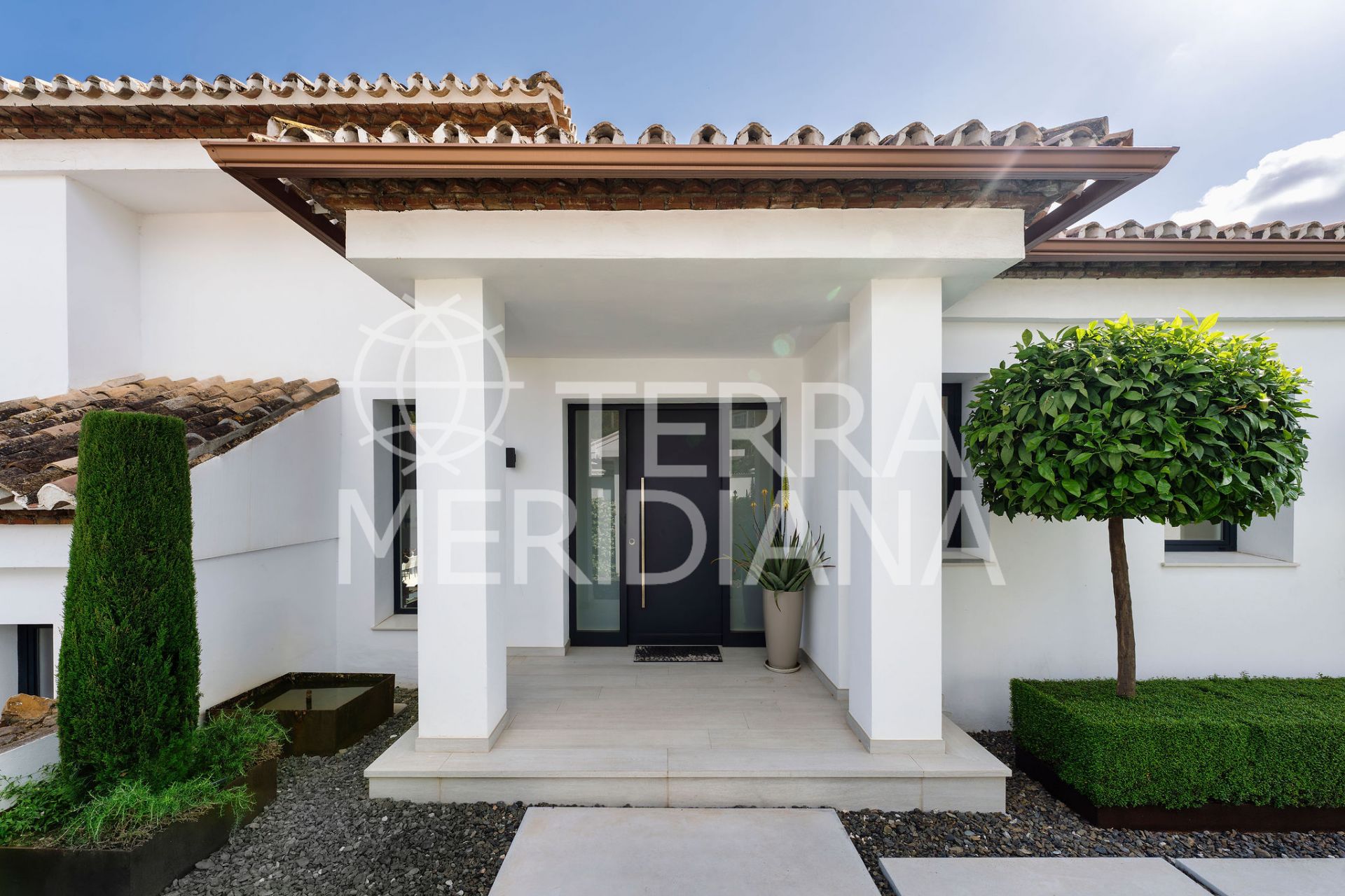 Villa in Los Naranjos, Marbella