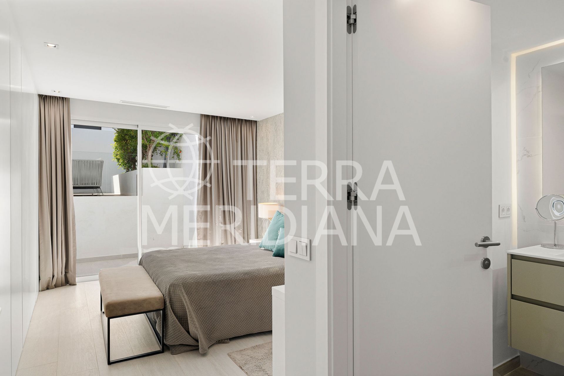 Villa in Los Naranjos, Marbella