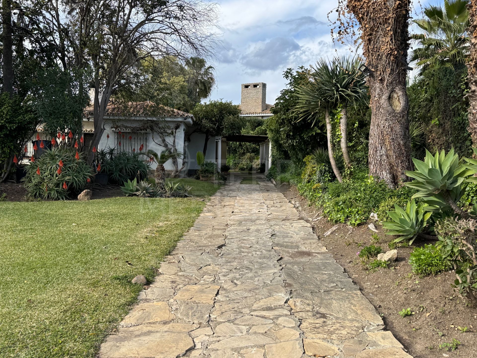 Villa in Paraiso Medio, Estepona