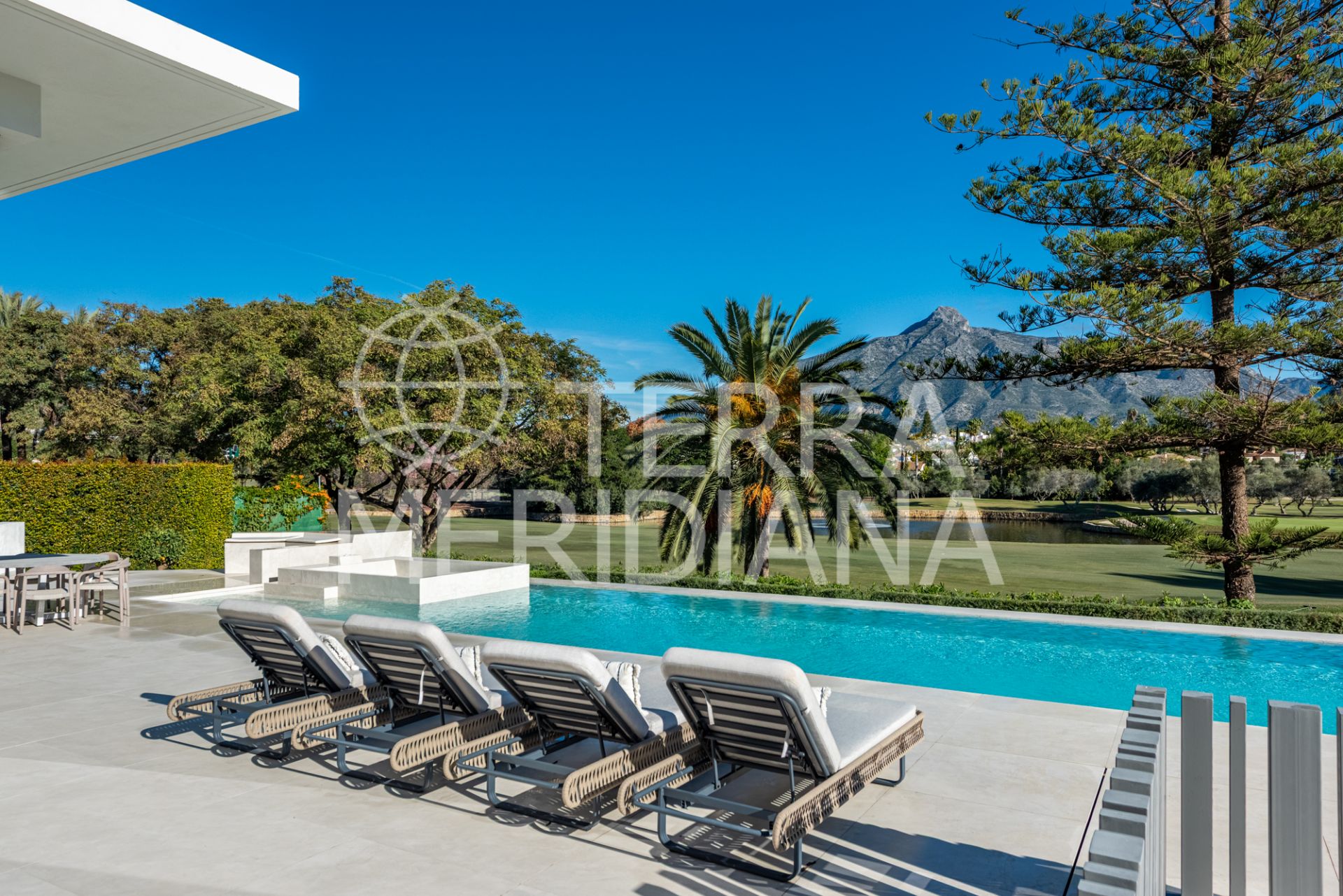 Villa in Las Brisas, Marbella