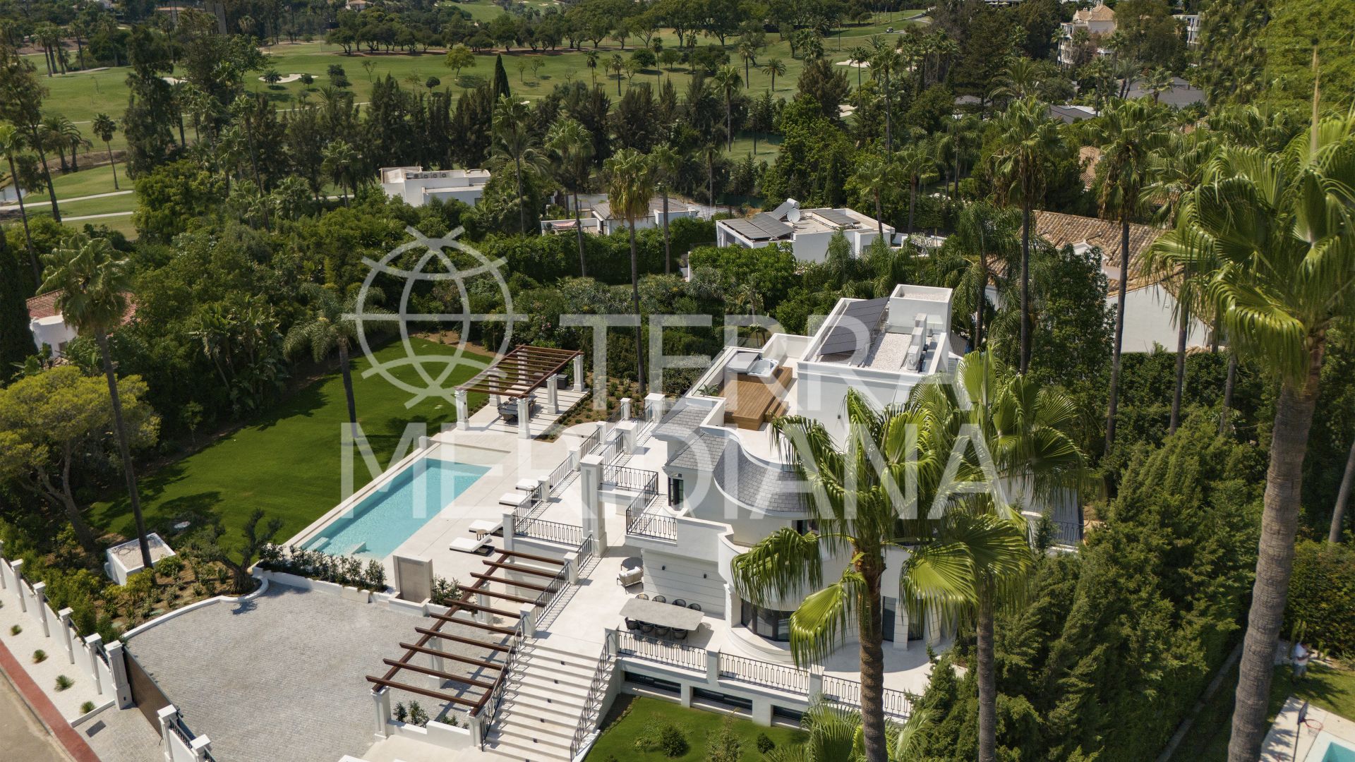 Villa in Las Brisas, Marbella