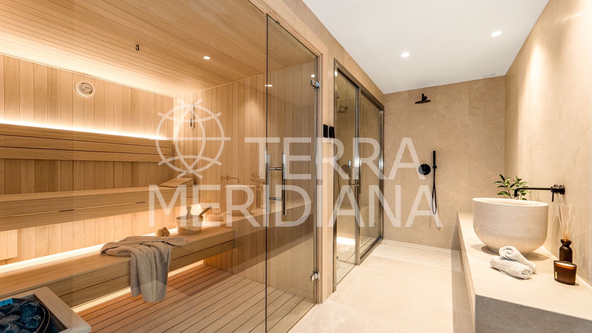 Villa in Las Brisas, Marbella