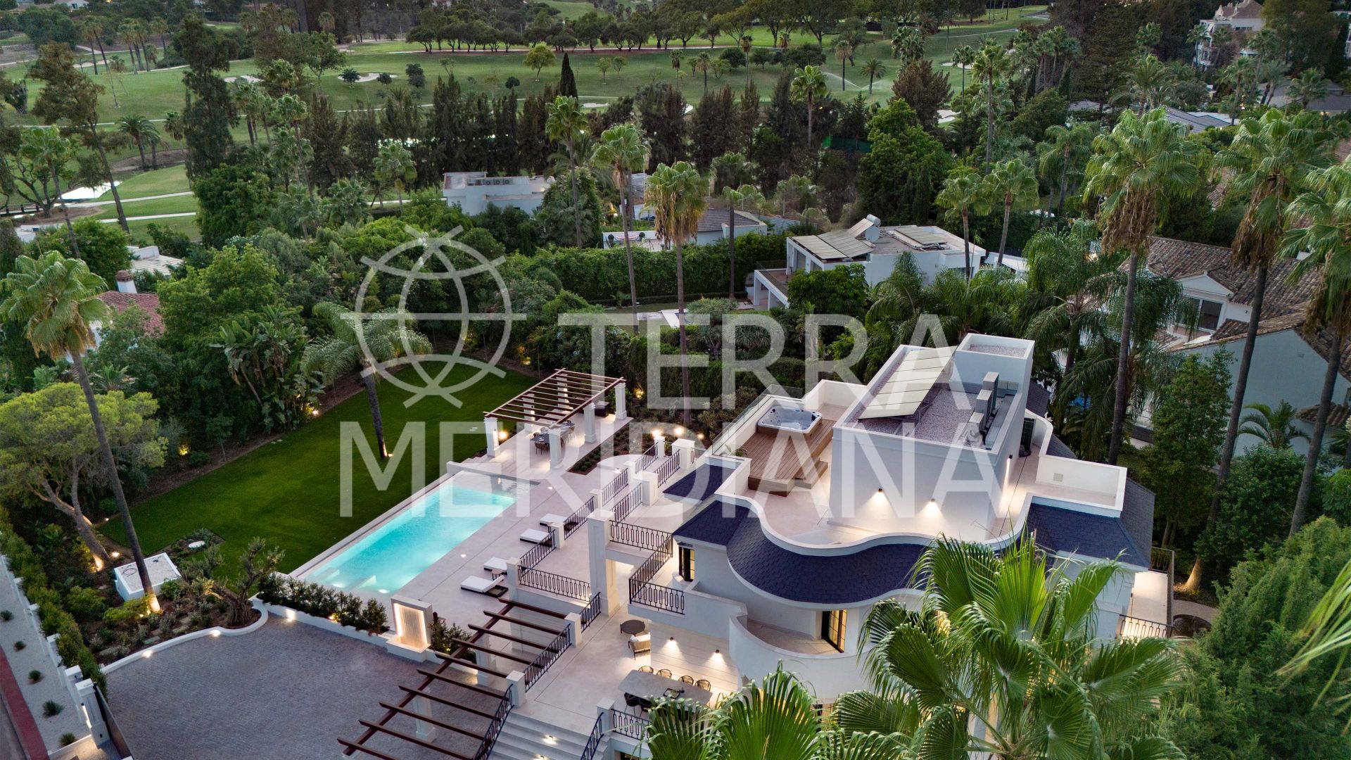 Villa in Las Brisas, Marbella