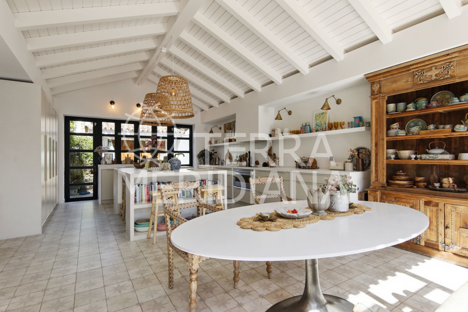 Villa in Marbella Country Club, Marbella