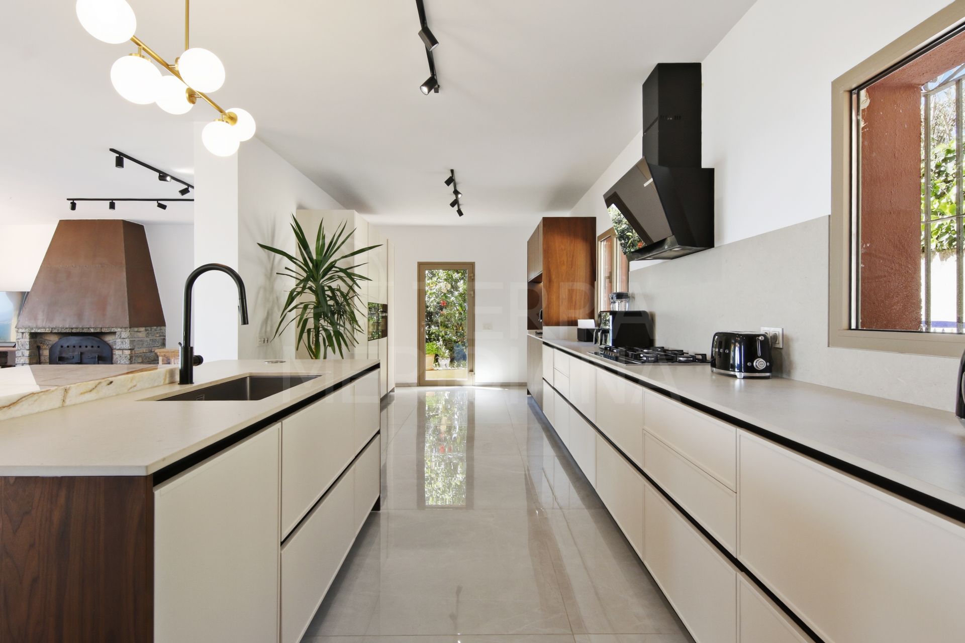 Villa in Buenas Noches, Estepona