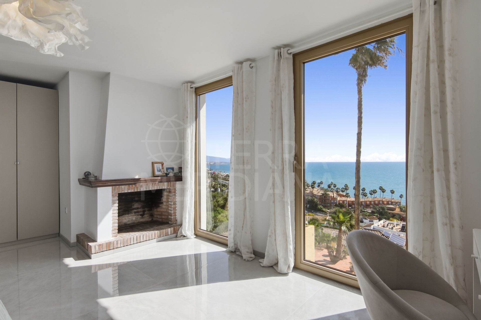 Villa in Buenas Noches, Estepona