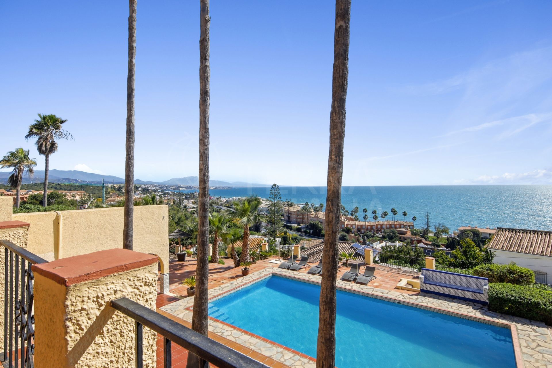 Villa in Buenas Noches, Estepona