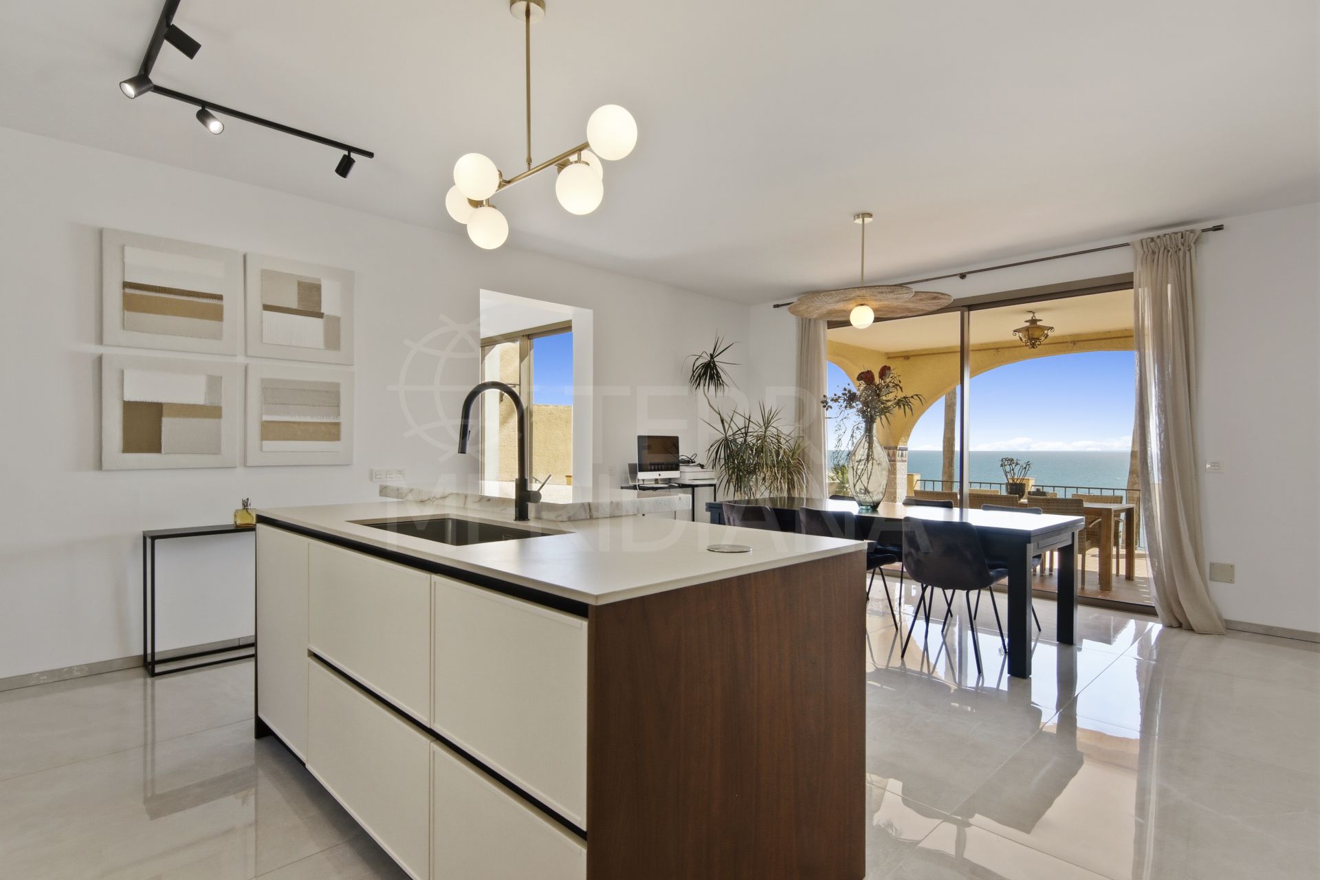 Villa in Buenas Noches, Estepona