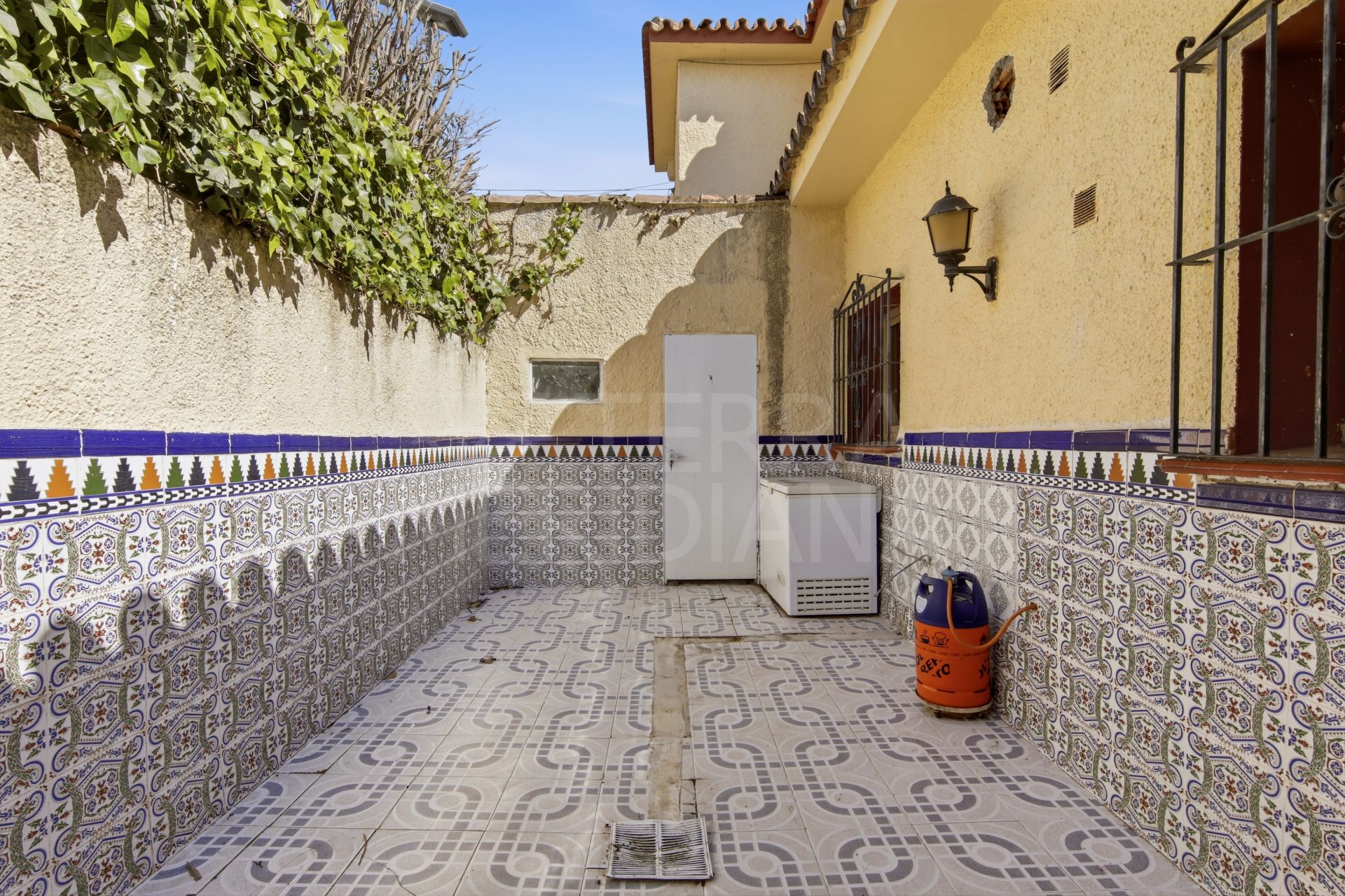 Villa in Buenas Noches, Estepona