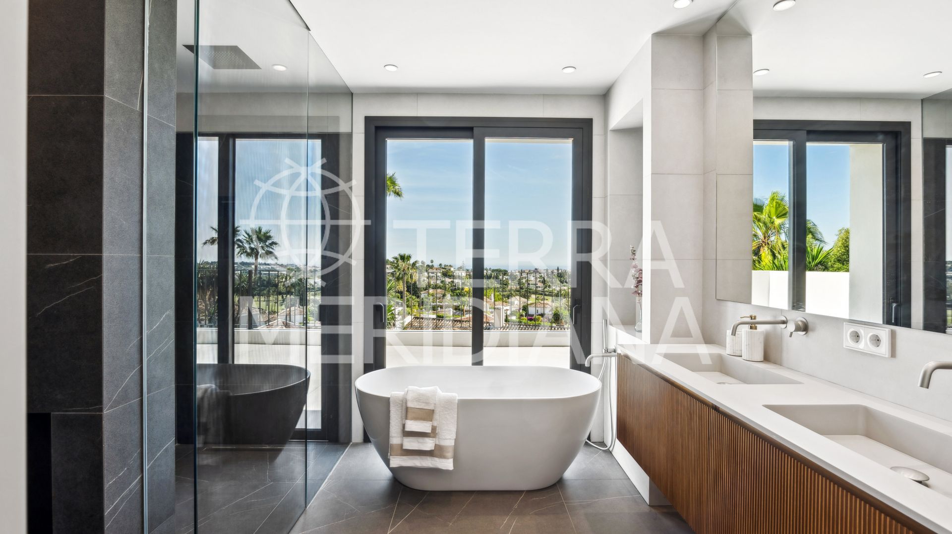 Villa in Los Naranjos, Marbella