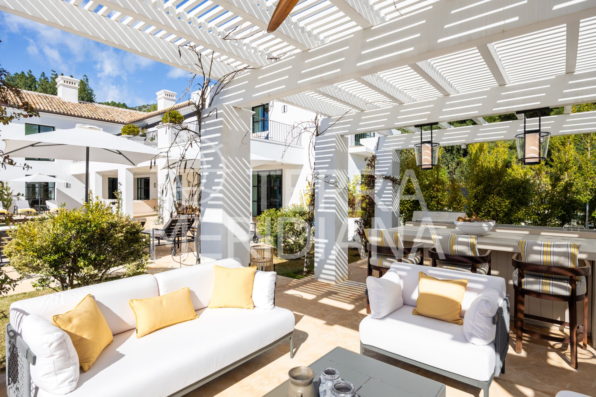 Villa in Cascada de Camojan, Marbella