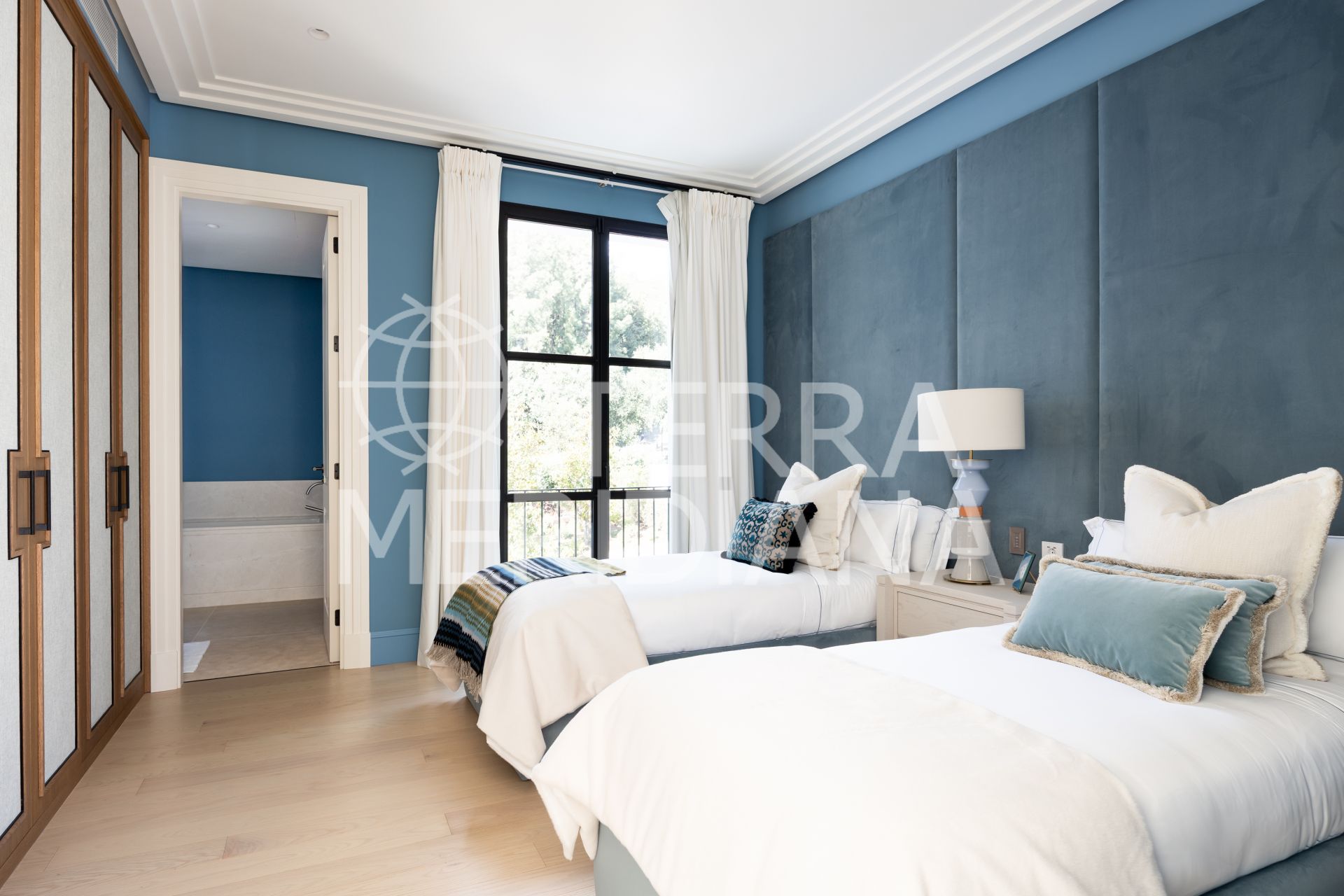 Villa in Cascada de Camojan, Marbella