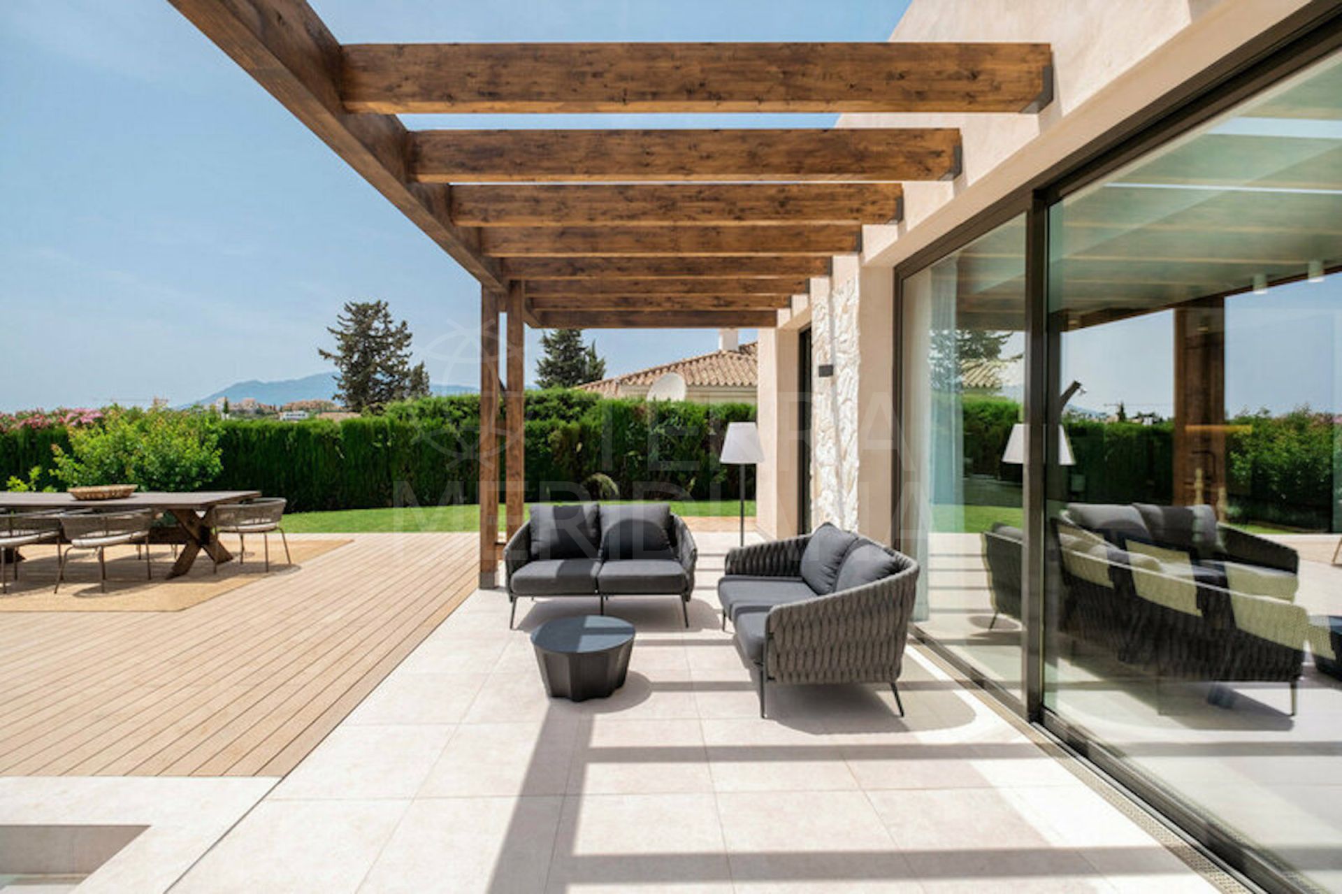 Villa in Los Altos del Paraiso, Estepona