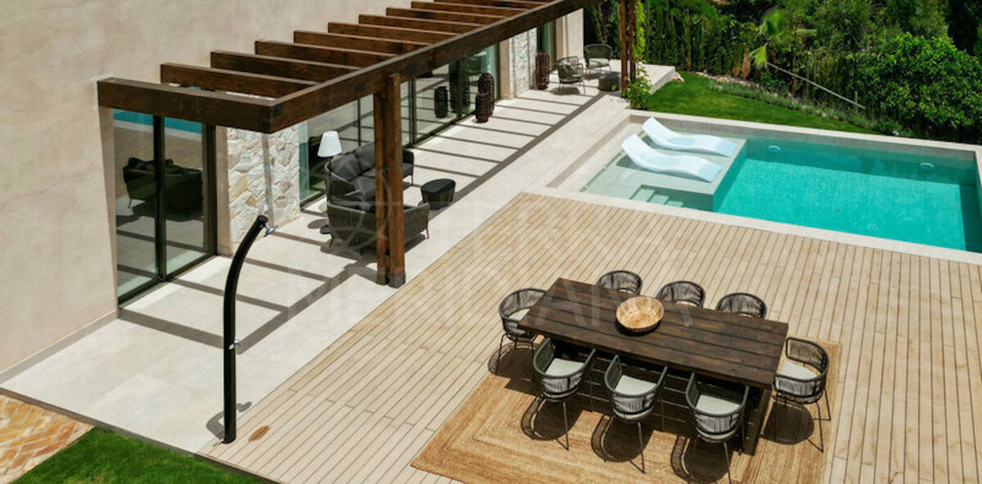 Villa in Los Altos del Paraiso, Estepona