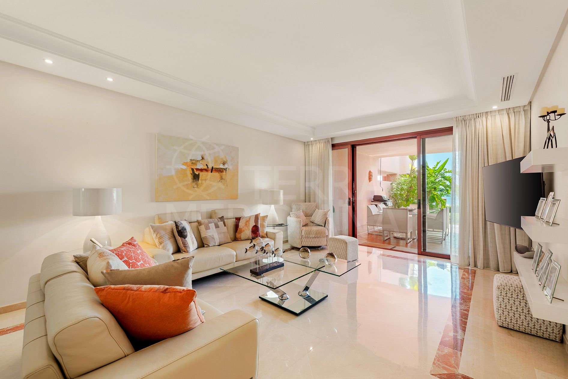 Ground Floor Apartment in Cabo Bermejo, Estepona